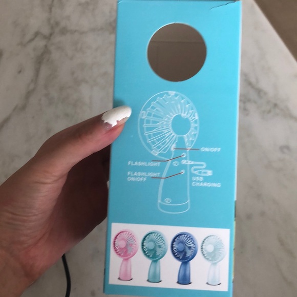 Mini Fan - Picture 8 of 11